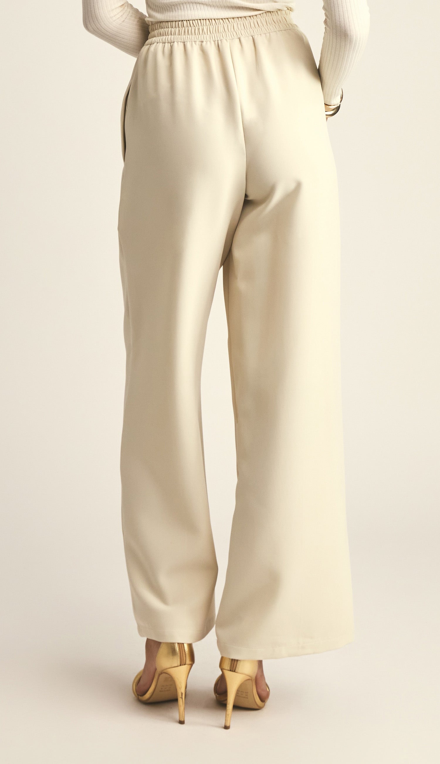 Calça Carol Off White