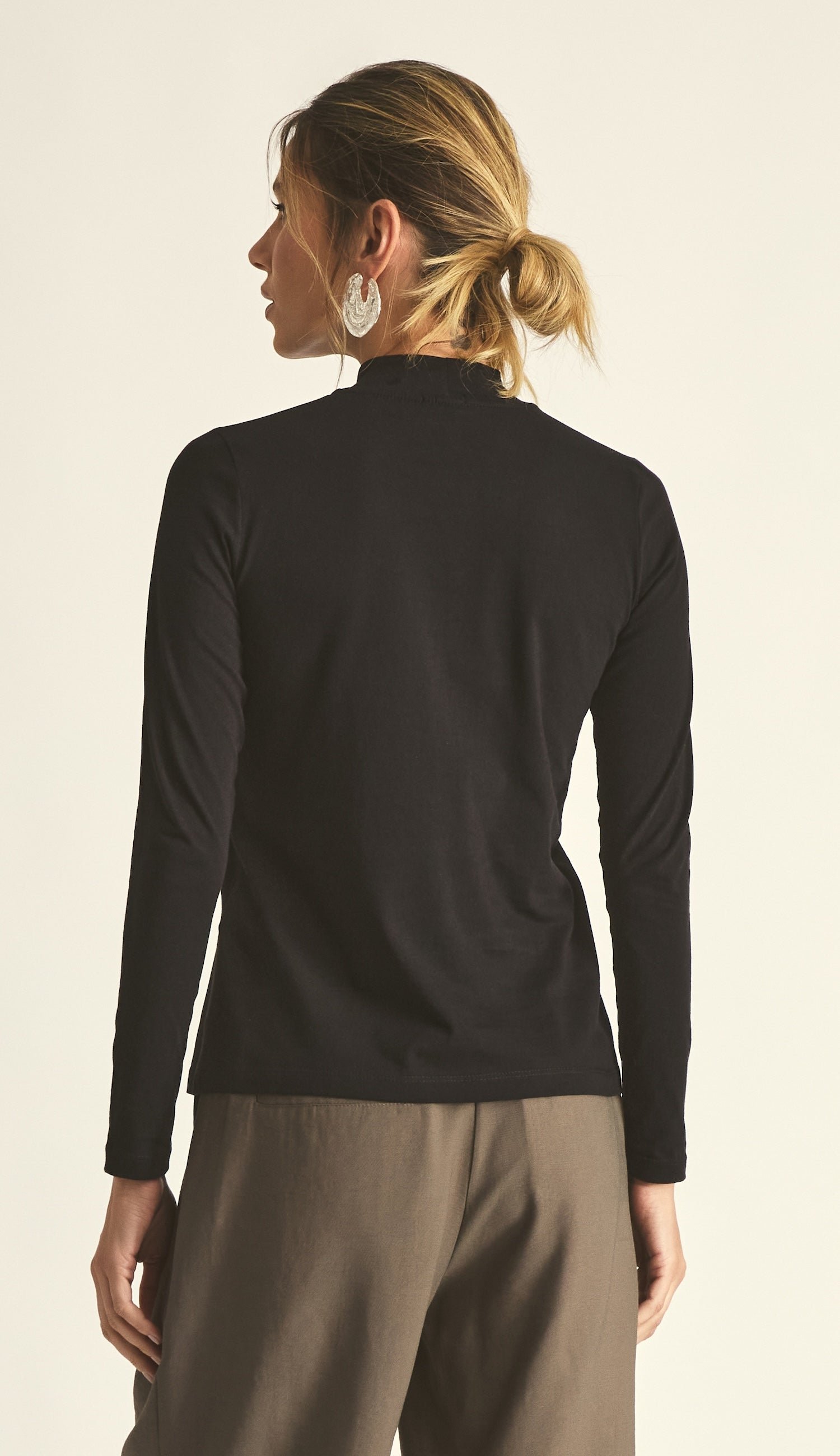 Blusa Gaby Preto